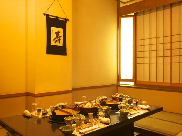 Imagen del bar/restaurante del Ryokan Kamiaizuya. Foto 9