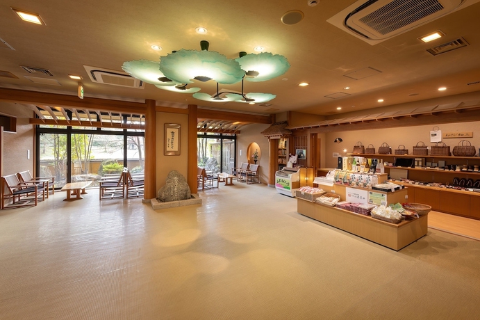 Imagen de los interiores del Ryokan Kashintei Shirahama. Foto 18