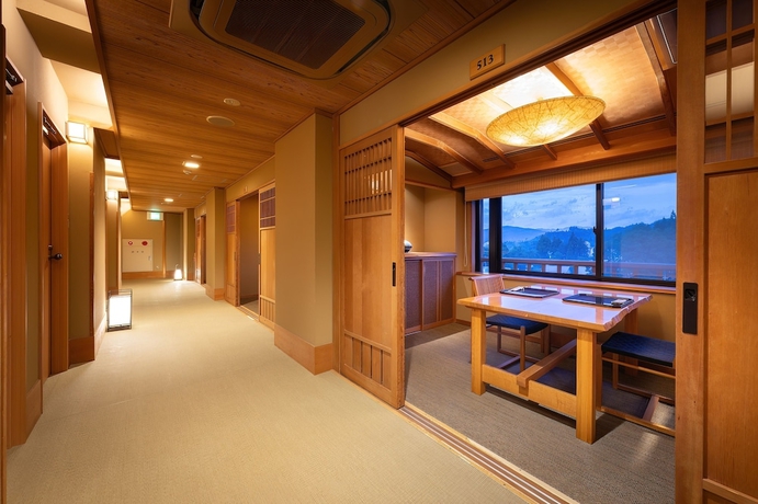 Imagen de la habitación del Ryokan Kashintei Shirahama. Foto 16