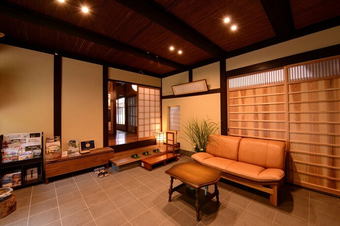 Imagen de los interiores del Ryokan Kigusuriya. Foto 35