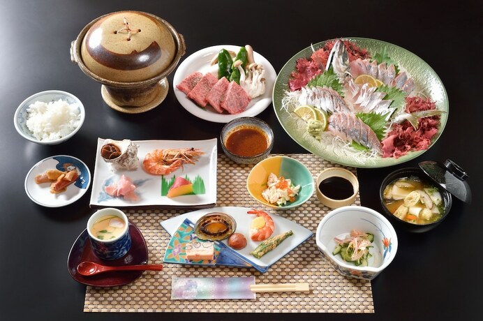 Imagen del bar/restaurante del Ryokan Kiraku. Foto 11