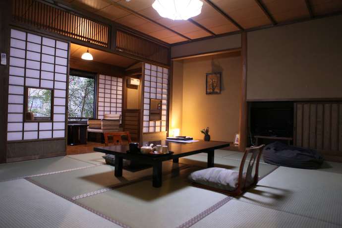 Imagen de la habitación del Ryokan Kurokawa Onsen Wakaba. Foto 11