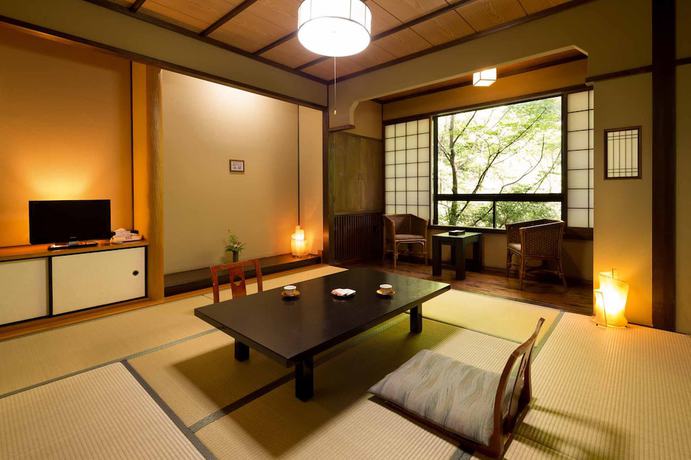 Imagen de la habitación del Ryokan Kurokawa Onsen Wakaba. Foto 12