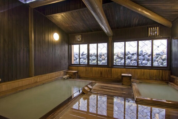 Imagen de la piscina del Ryokan Kusatsu Onsen Ekinariya. Foto 26