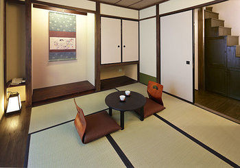 Imagen de los interiores del Ryokan Kyomachiya Sakura - Urushitei. Foto 9