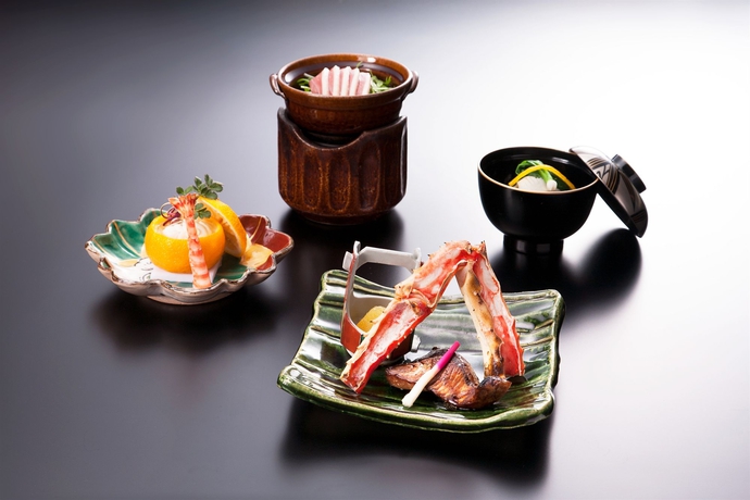 Imagen del bar/restaurante del Ryokan Kyoto Arashiyama Onsen Hanaikada. Foto 3