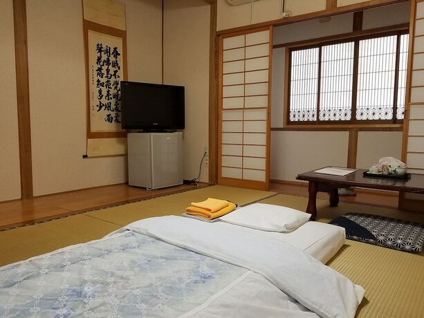 Imagen de la habitación del Ryokan Matsukaze, Matsumoto. Foto 11