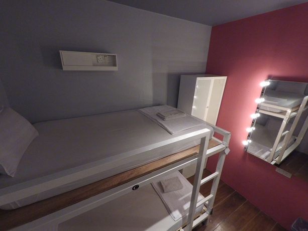 Imagen de la habitación del Ryokan Muntri Boutique Hostel. Foto 3