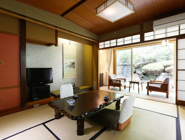 Imagen de la habitación del Ryokan Nanjo. Foto 26