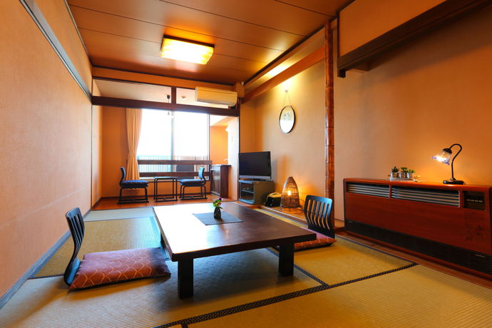 Imagen de la habitación del Ryokan Obama Onsen Tsutaya. Foto 6