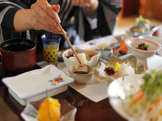 Imagen del bar/restaurante del Ryokan Ohashi. Foto 25