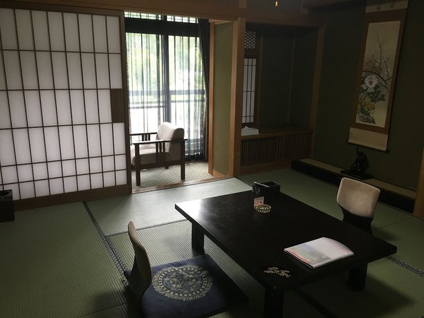 Imagen de la habitación del Ryokan Okada Warakutei. Foto 7
