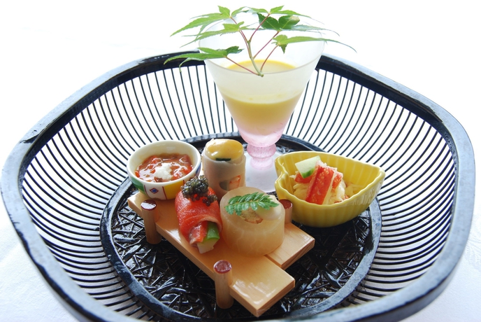 Imagen del bar/restaurante del Ryokan Ryotei Hanayura. Foto 8