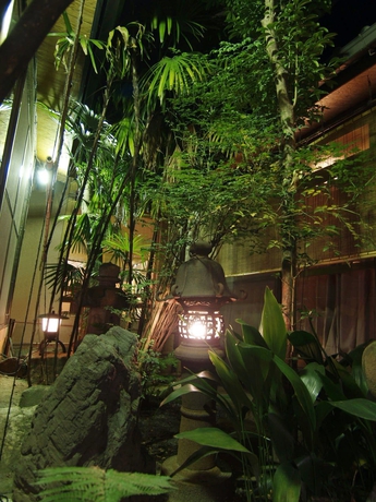 Imagen de los exteriores del Ryokan Ryouri Watanabe. Foto 4