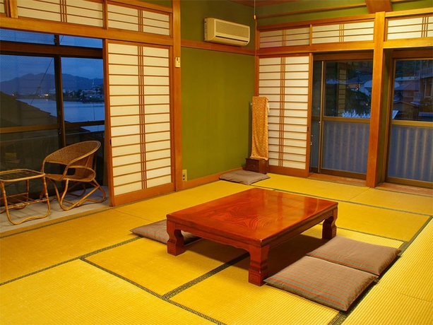 Imagen de la habitación del Ryokan Sakamotoya. Foto 16