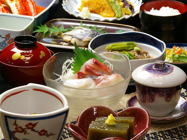 Imagen del bar/restaurante del Ryokan Sakamotoya. Foto 11