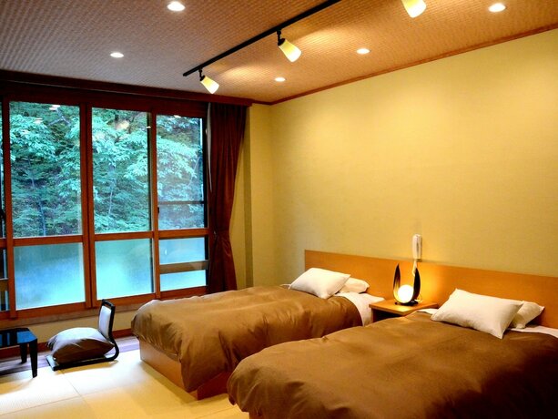 Imagen de la habitación del Ryokan Shirahone Onsen Tsuruya. Foto 30