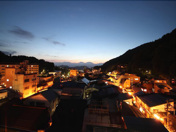 Imagen de los exteriores del Ryokan Suminoyu, Yamanouchi. Foto 13