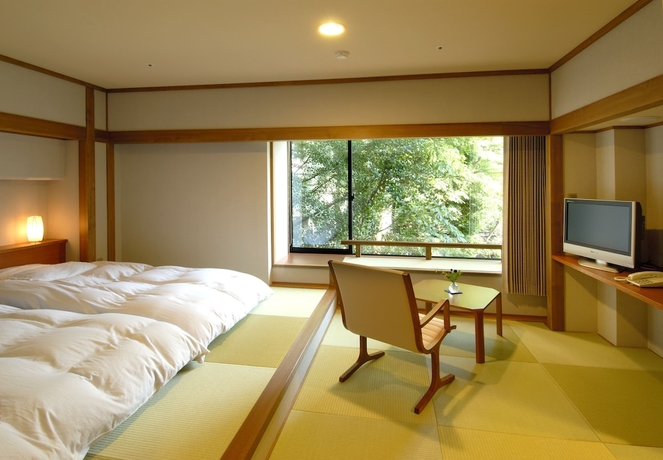 Imagen de la habitación del Ryokan Tendo Onsen TAKINOYU. Foto 5