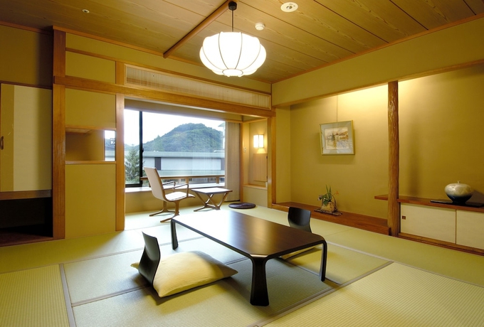 Imagen de la habitación del Ryokan Tendo Onsen TAKINOYU. Foto 8