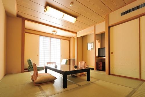 Imagen de la habitación del Ryokan Uematsuya. Foto 7