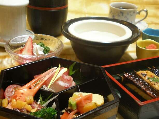 Imagen del bar/restaurante del Ryokan Uetoh. Foto 13