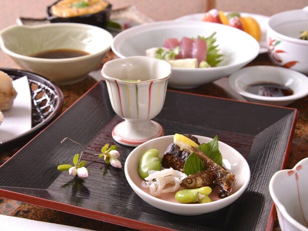 Imagen del bar/restaurante del Ryokan Yamamoto, Kyoto Ciudad. Foto 19