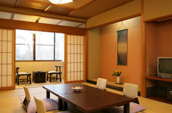 Imagen de la habitación del Ryokan Yamashiro Onsen Tatami. Foto 2