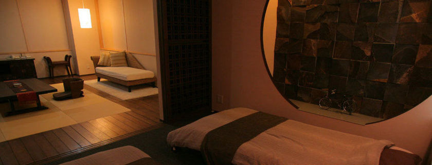 Imagen de la habitación del Ryokan Yamashiro Onsen Tatami. Foto 8