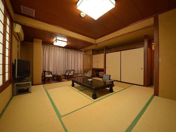 Imagen de la habitación del Ryokan Yamatoya. Foto 16