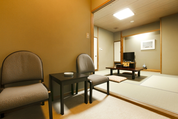 Imagen de la habitación del Ryokan Yamatoya Honten Osaka. Foto 8