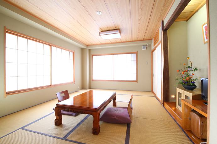 Imagen de la habitación del Ryokan Yudanaka Hakura. Foto 4