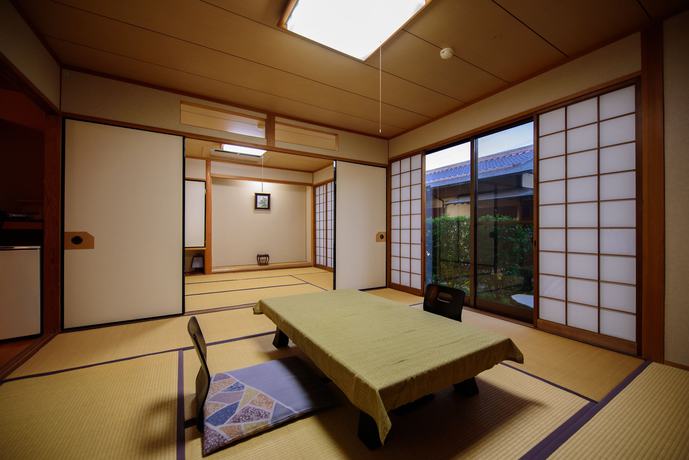 Imagen de la habitación del Ryokan Yufuin Onsen Wafu Tsuenosho. Foto 2