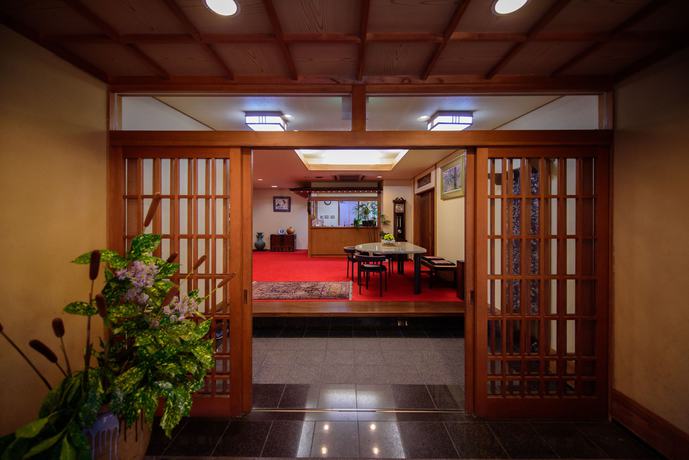 Imagen de los interiores del Ryokan Yufuin Onsen Wafu Tsuenosho. Foto 18