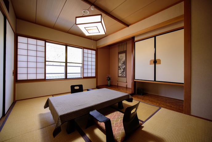 Imagen de la habitación del Ryokan Yufuin Onsen Wafu Tsuenosho. Foto 7