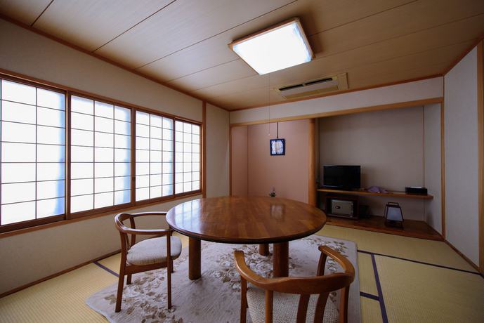 Imagen de la habitación del Ryokan Yufuin Onsen Wafu Tsuenosho. Foto 10