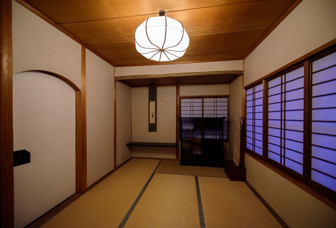 Imagen de la habitación del Ryokan Yufuin Onsen Wafu Tsuenosho. Foto 12