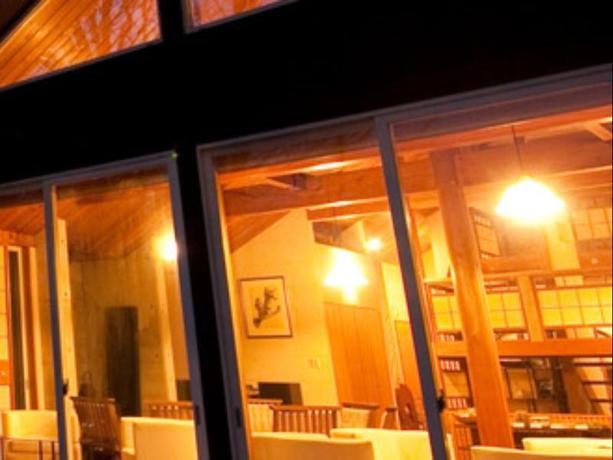 Imagen de los interiores del Ryokan Yufuin Tsubaki. Foto 5