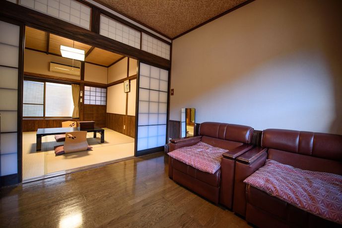 Imagen de la habitación del Ryokan Yunohira Onsen Kamiyanagiya. Foto 5