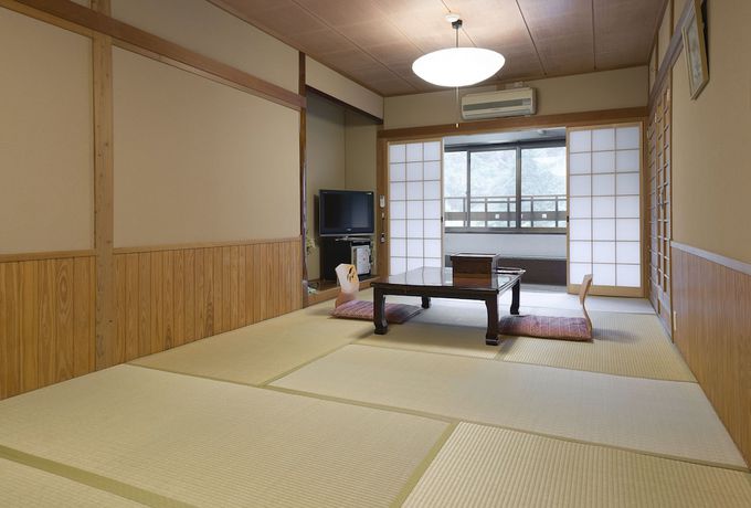 Imagen de la habitación del Ryokan Yunohira Onsen Kamiyanagiya. Foto 18
