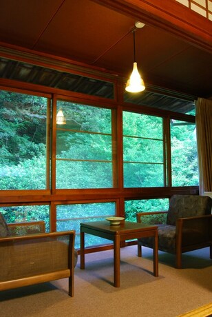 Imagen de la habitación del Ryokan Yutouya. Foto 21
