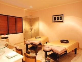 Imagen de los exteriores del Villa Asri Jewel s and Spa. Foto 6