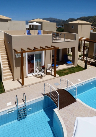 Imagen de la piscina del Villa Azure Beach. Foto 15