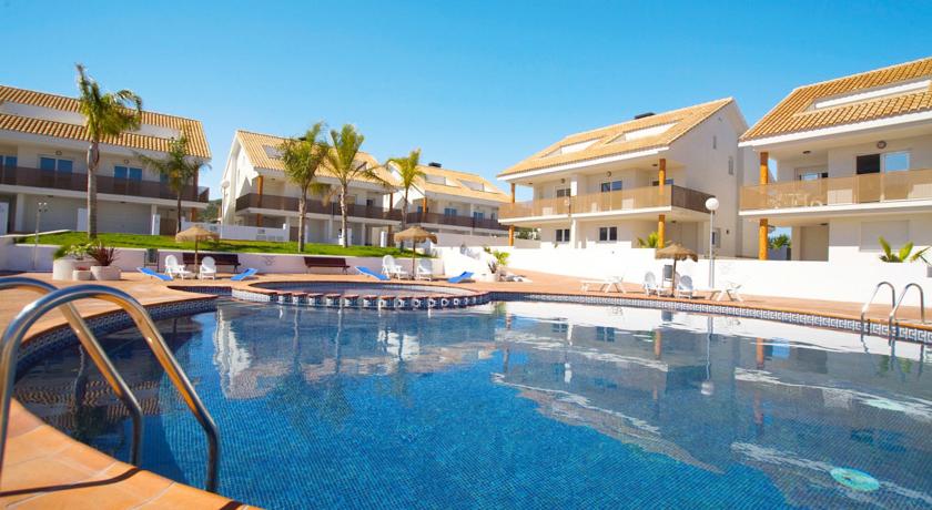 Imagen de la piscina del Villa CASAS SIERRAMAR. Foto 11