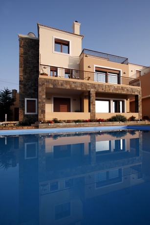 Imagen de la piscina del Villa Caneva Luxury. Foto 12