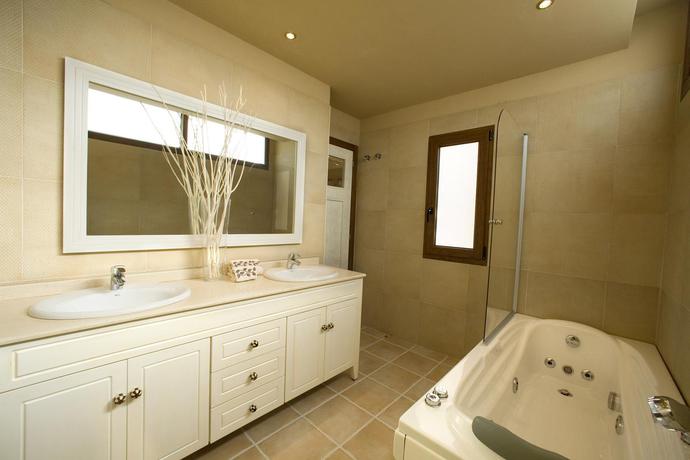 Imagen de la habitación del Villa Castillo, Costa Caleta. Foto 5