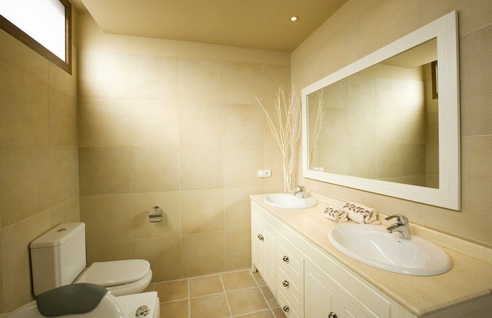 Imagen de la habitación del Villa Castillo, Costa Caleta. Foto 6