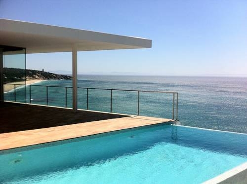 Imagen de la piscina del Villa El Buzo. Foto 12