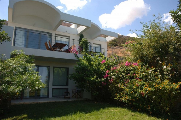 Imagen de los exteriores del Villa Elounda Vista Villas. Foto 6