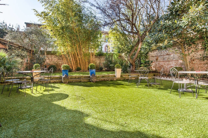 Imagen de los exteriores del Villa Léopoldine. Foto 11